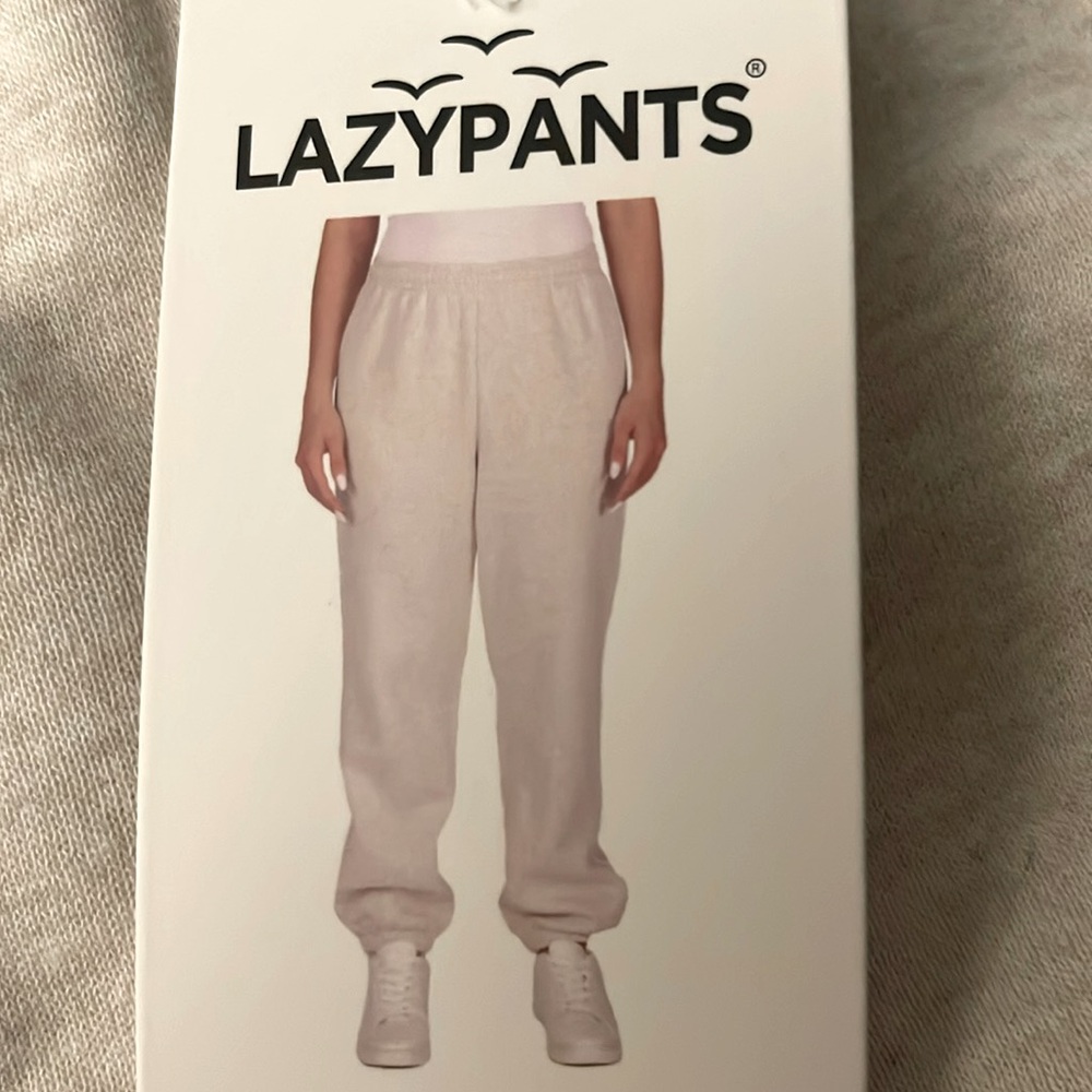 L: 🤍 LazyPants sweatpants jogger Women